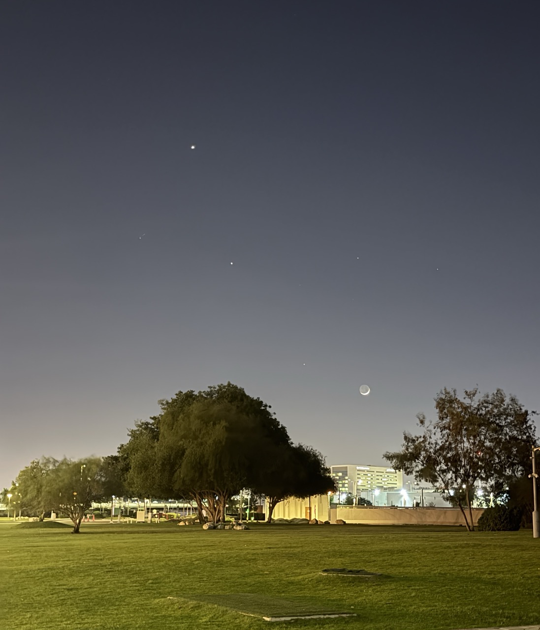 Stunning Planetary Conjunction Over Al Bidda Park in Doha